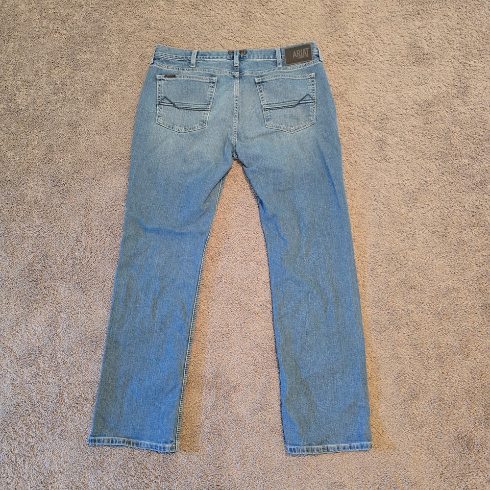 Ariat M7 Ethan Slim Fit Straight Leg Jeans Mens 38x34 Light Wash Blue 10058933 - Picture 2 of 5